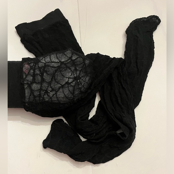 Black. Spiderweb lace thigh, high stockings. - Picture 3 of 3